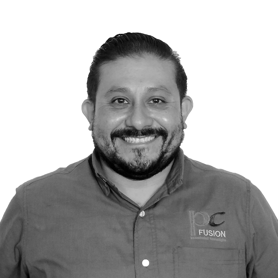 Equipo Comercial - AGUSTIN LEGORRETA AGUSTIN LEGORRETA - AGUSTIN LEGORRETA - Equipo Comercial